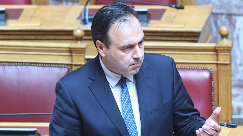 Ο Παπαστεργίου περιέγραψε τη γρήγορη έκδοση εγγράφων με το «Ferto» του Akyla
